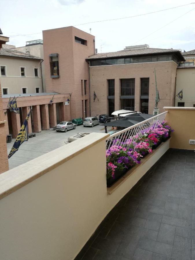 Bloom Rooms Фолиньо Екстериор снимка