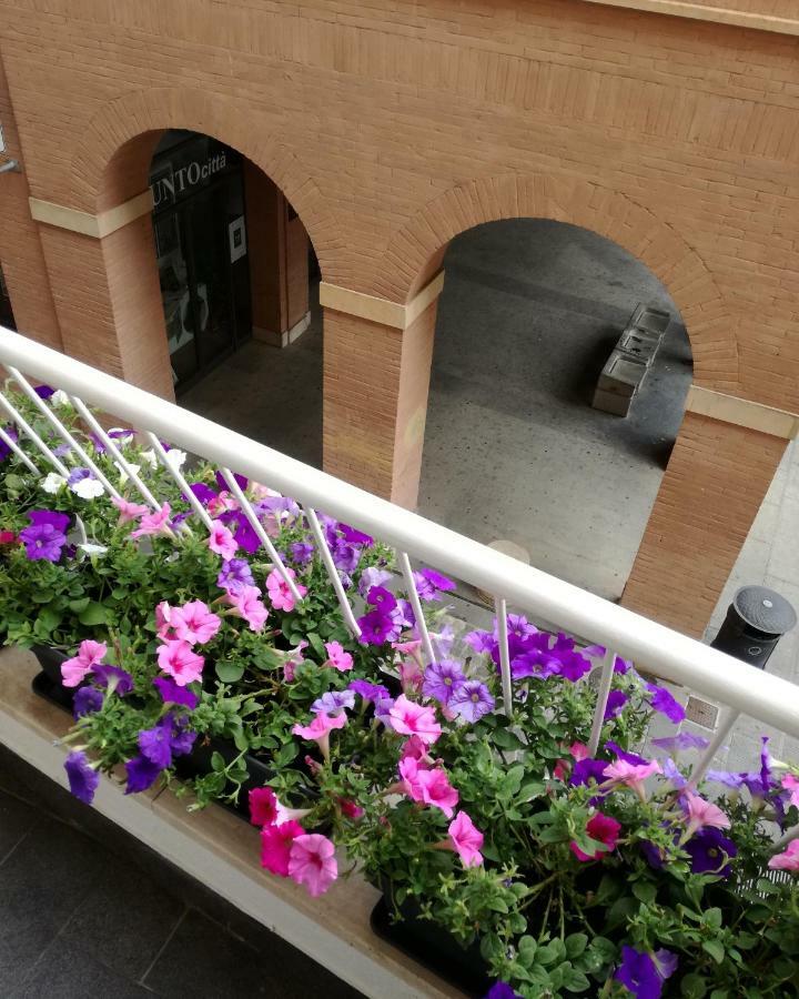 Bloom Rooms Фолиньо Екстериор снимка